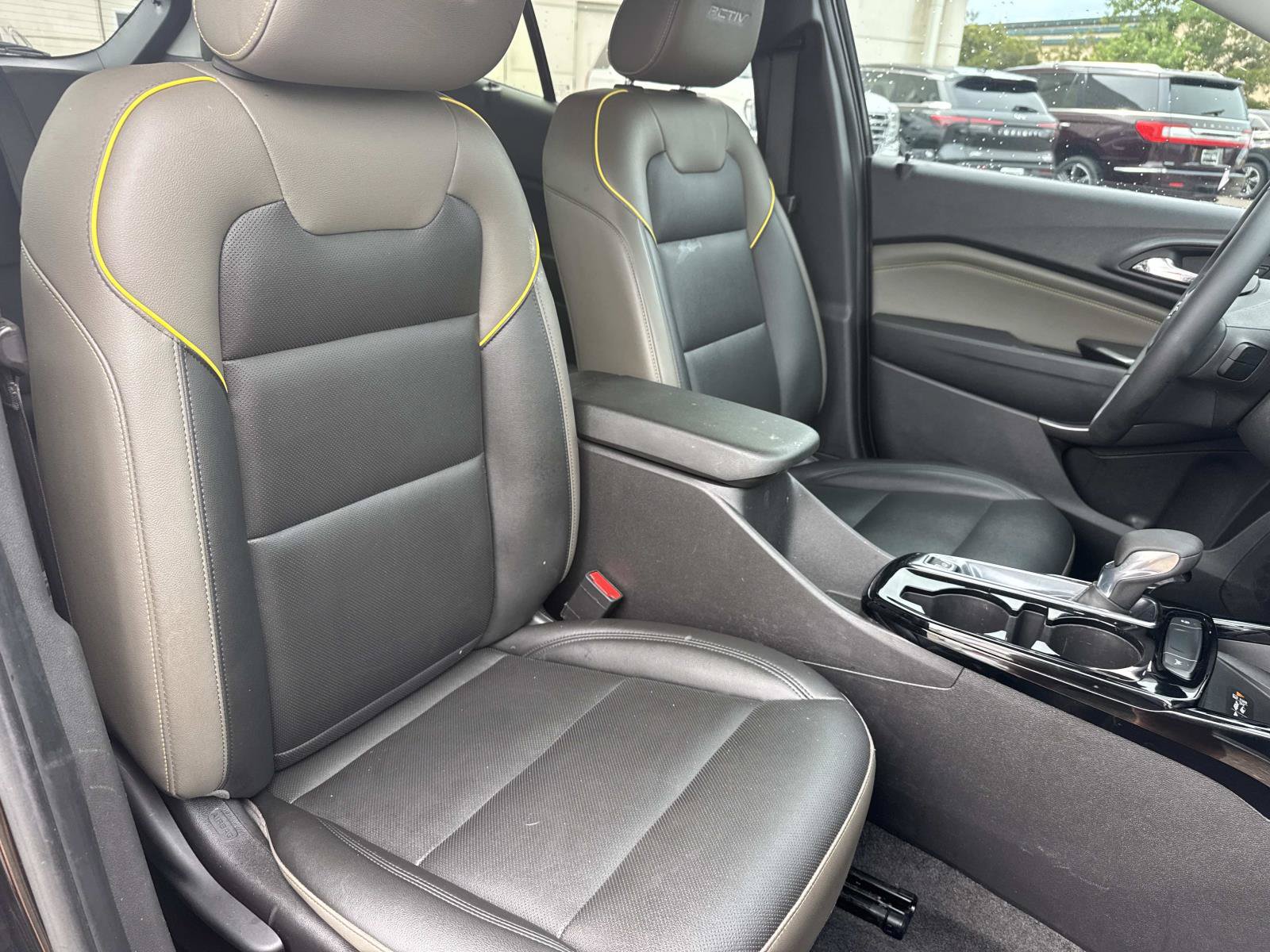 Used 2025 Chevrolet Trax ACTIV w/ Sunroof Package FWD image 13