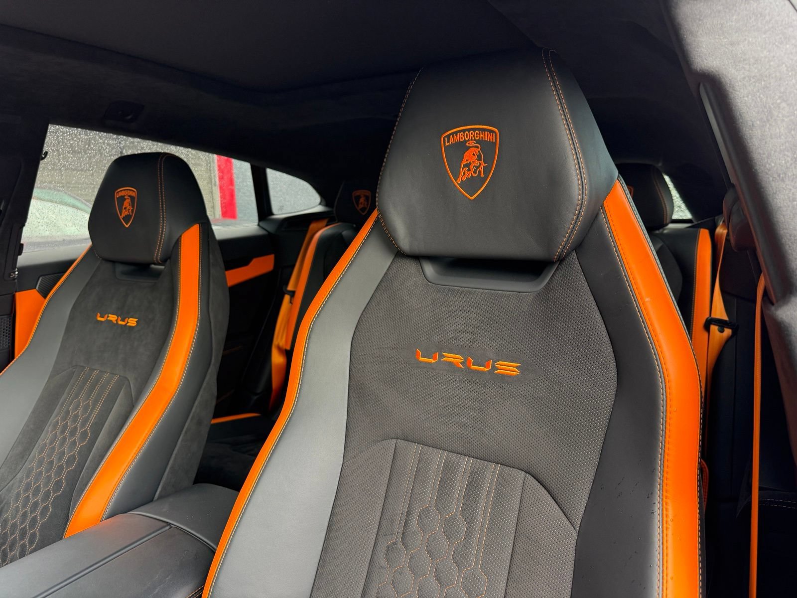 Used 2023 Lamborghini Urus S AWD/4WD image 14