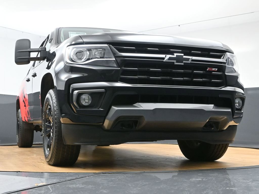 Used 2022 Chevrolet Colorado Z71 w/ Z71 Midnight Edition AWD/4WD image 48