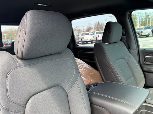 New 2026 RAM 1500 4x4 Crew Cab image 29