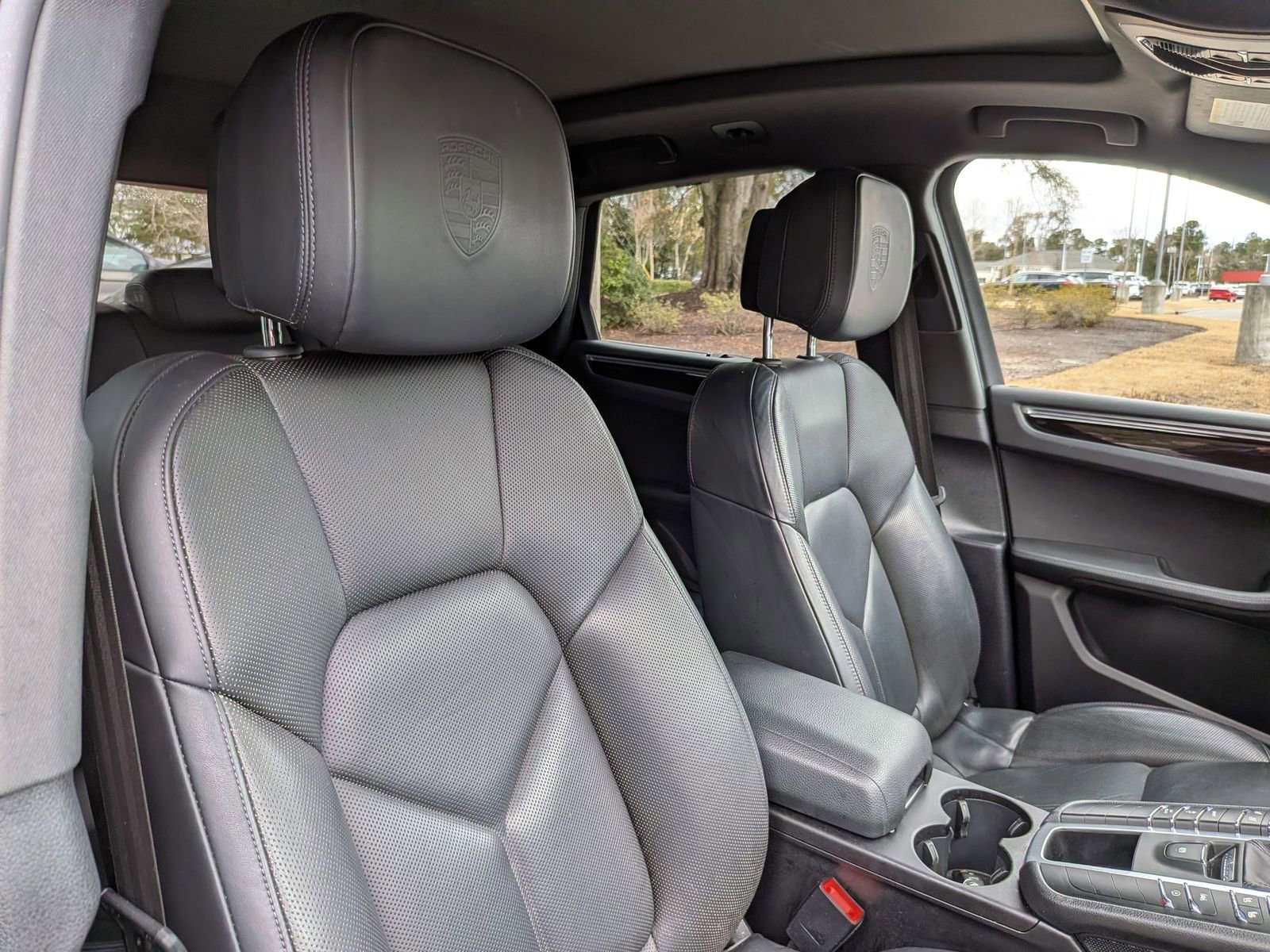 Used 2021 Porsche Macan S image 38