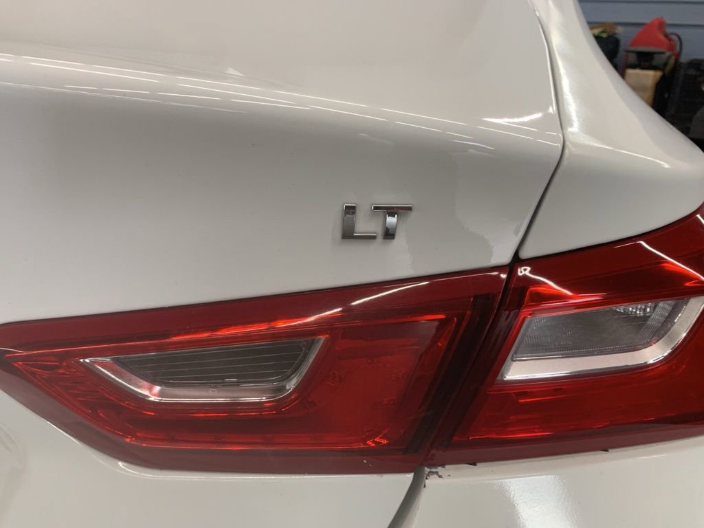 Used 2023 Chevrolet Malibu LT image 9