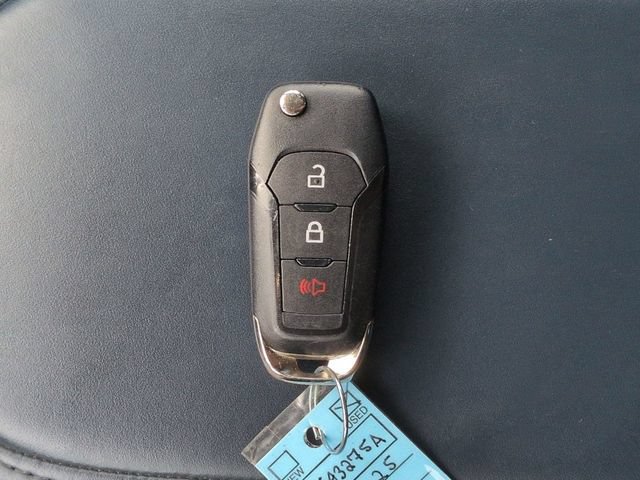 Certified 2025 Ford Maverick XL w/ Equipment Group 102A AWD/4WD image 27