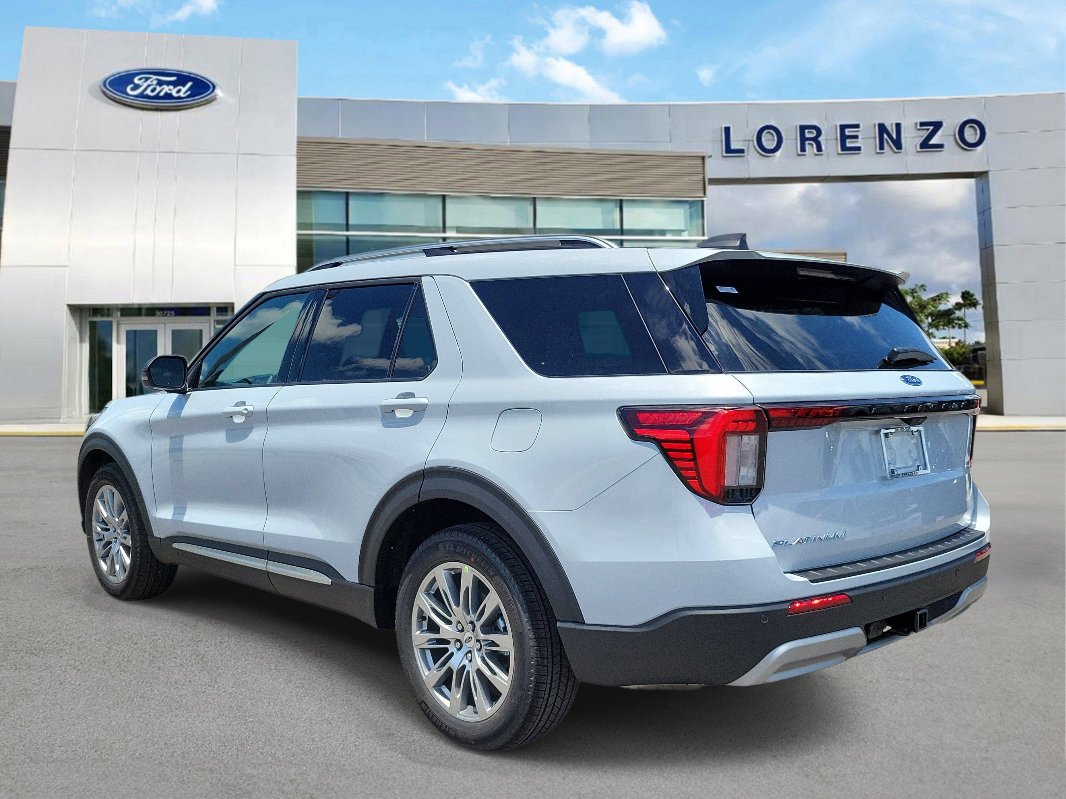 New 2026 Ford Explorer Platinum RWD image 5