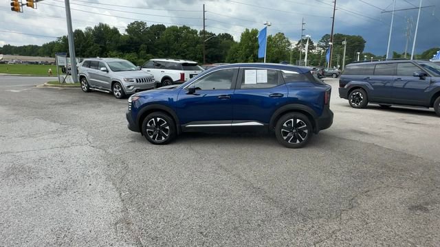 Used 2025 Nissan Kicks SV AWD/4WD image 4