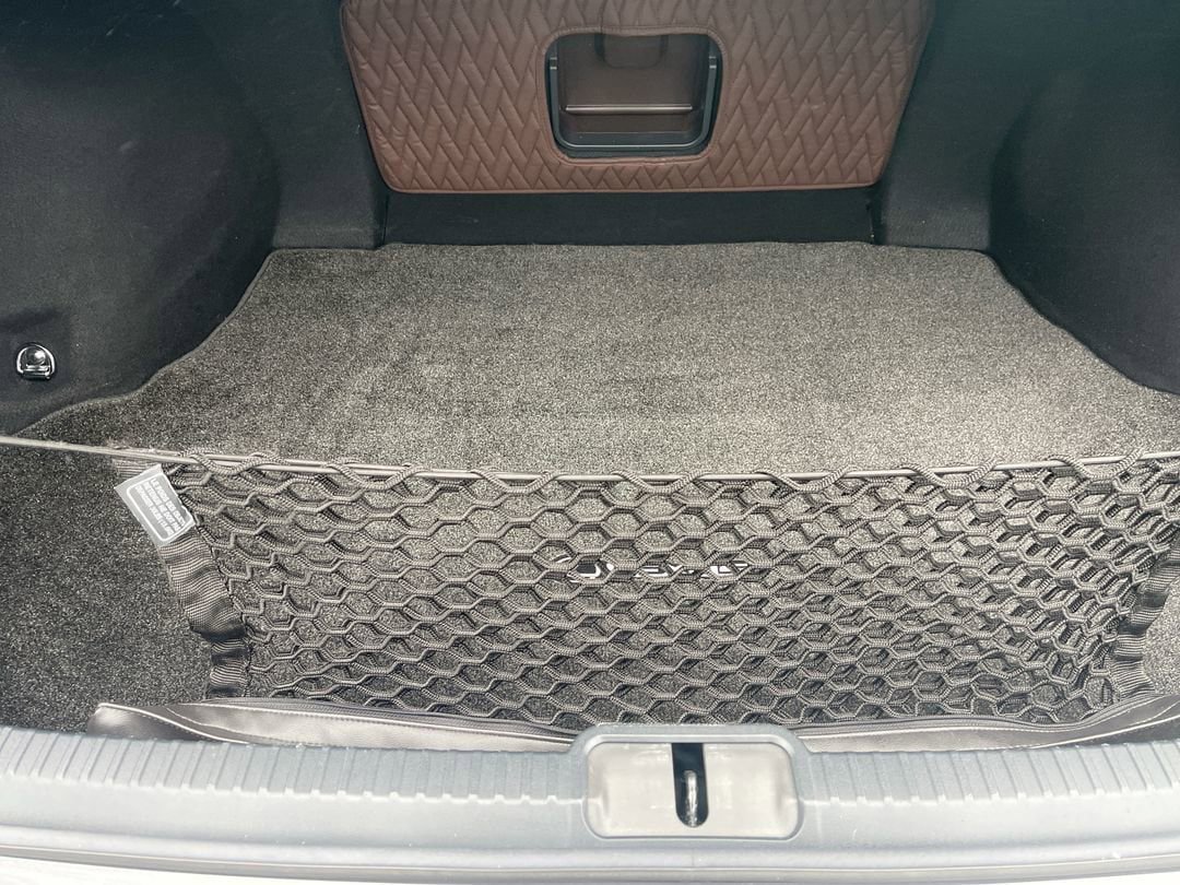 Used 2019 Lexus ES 300h w/ Accessory Package FWD image 17