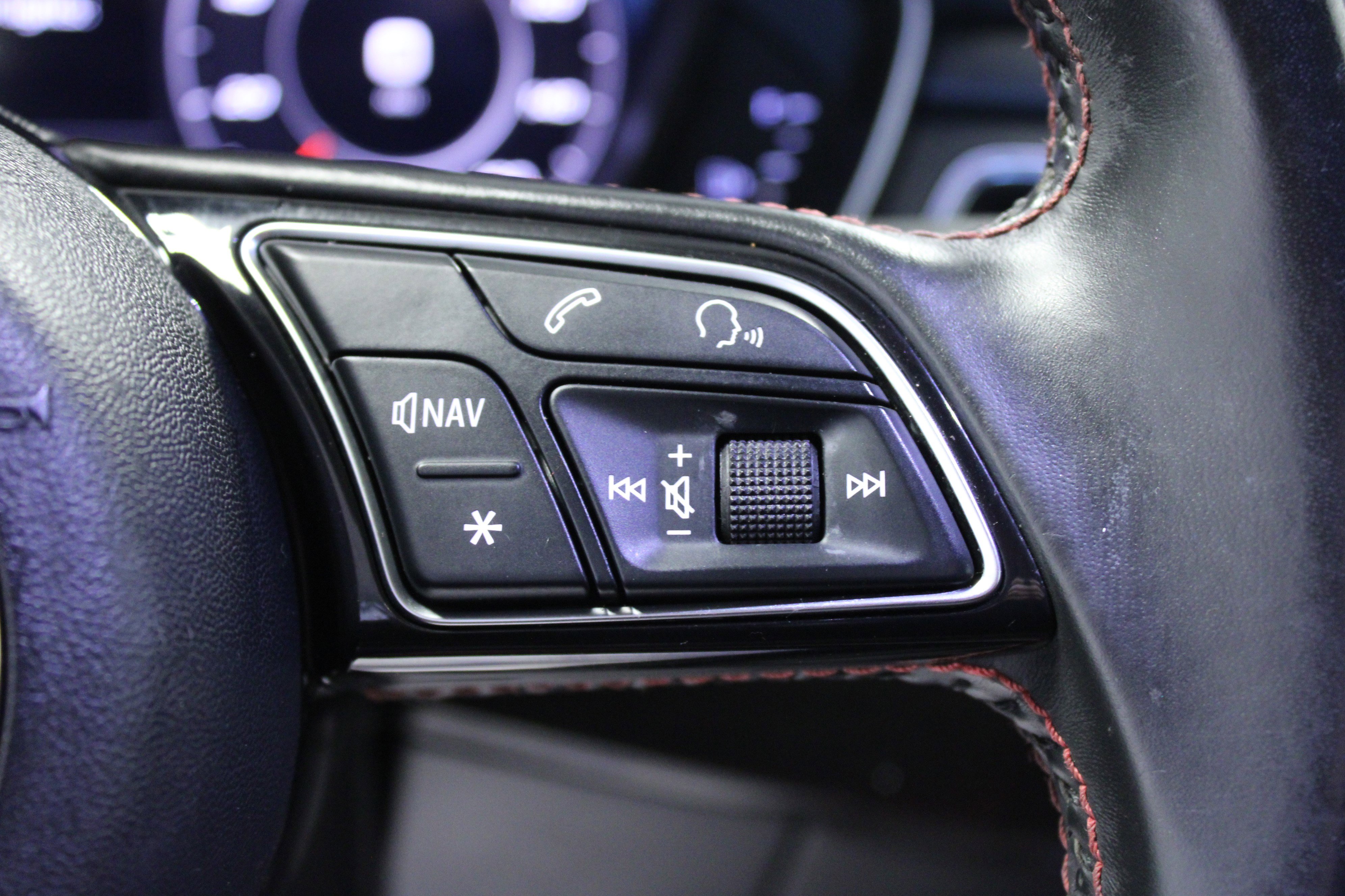 Used 2018 Audi S5 Premium Plus w/ Navigation Package image 19