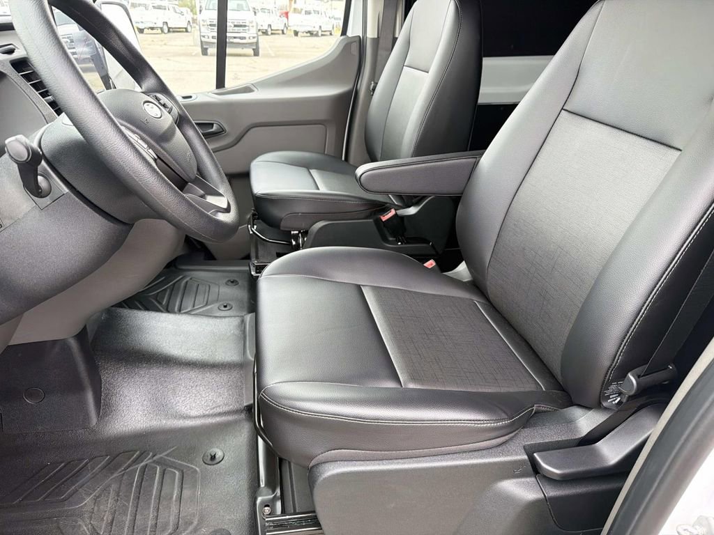 New 2026 Ford Transit 250 148 Medium Roof w/ Load Area Protection Package image 16