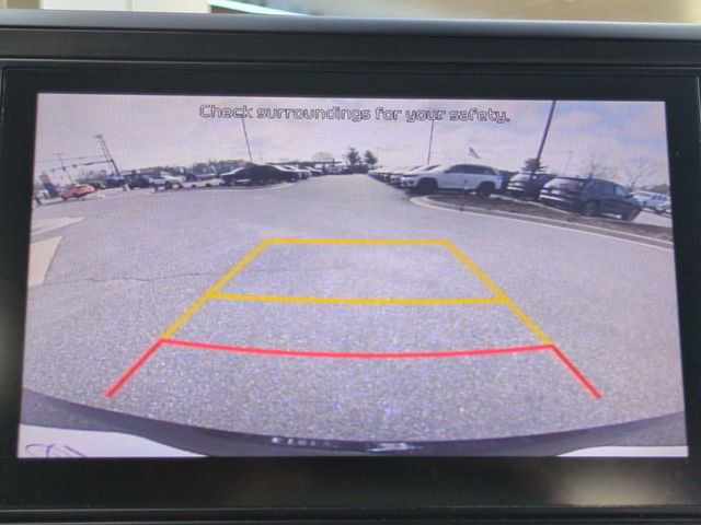 Used 2022 Kia Carnival LX image 19