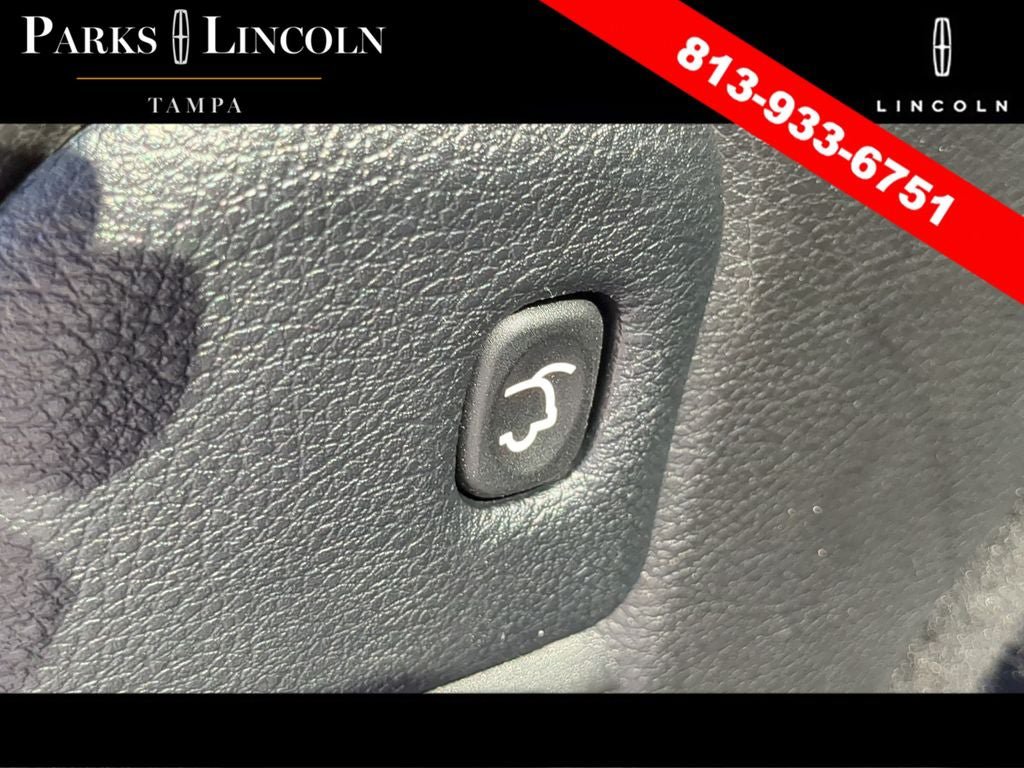 Used 2019 Jeep Grand Cherokee Limited w/ Luxury Group II AWD/4WD image 9