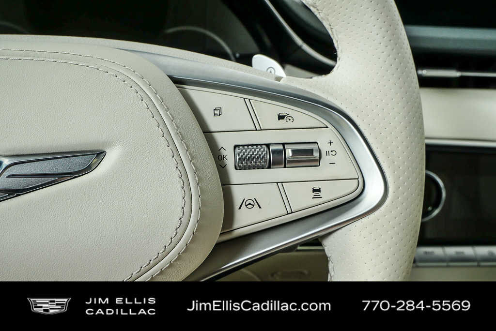 Used 2025 Genesis Electrified GV70 Advanced AWD/4WD image 11