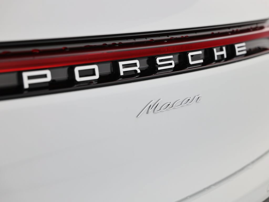 New 2026 Porsche Macan AWD/4WD image 14