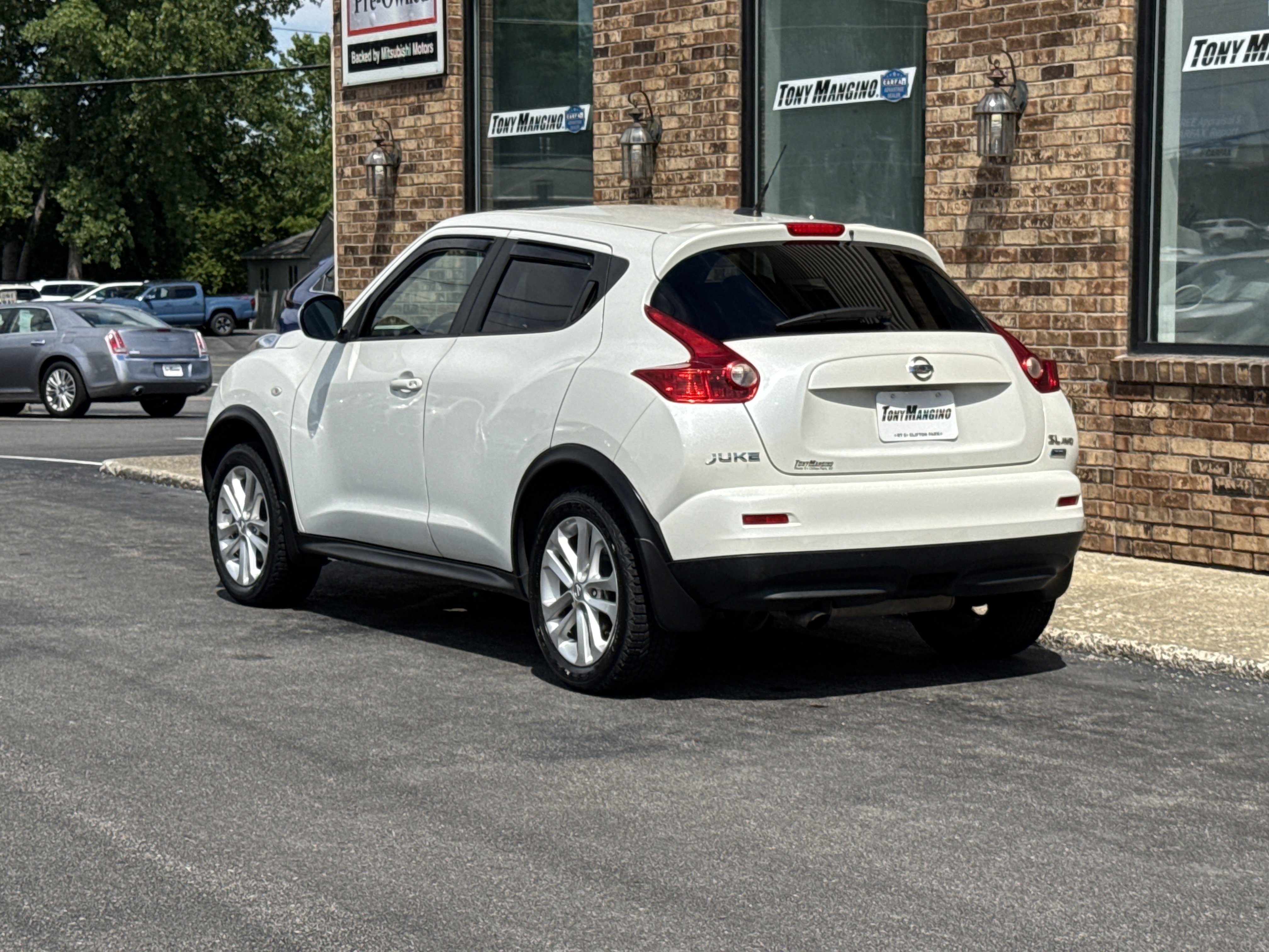 Used 2014 Nissan Juke SL AWD/4WD image 3