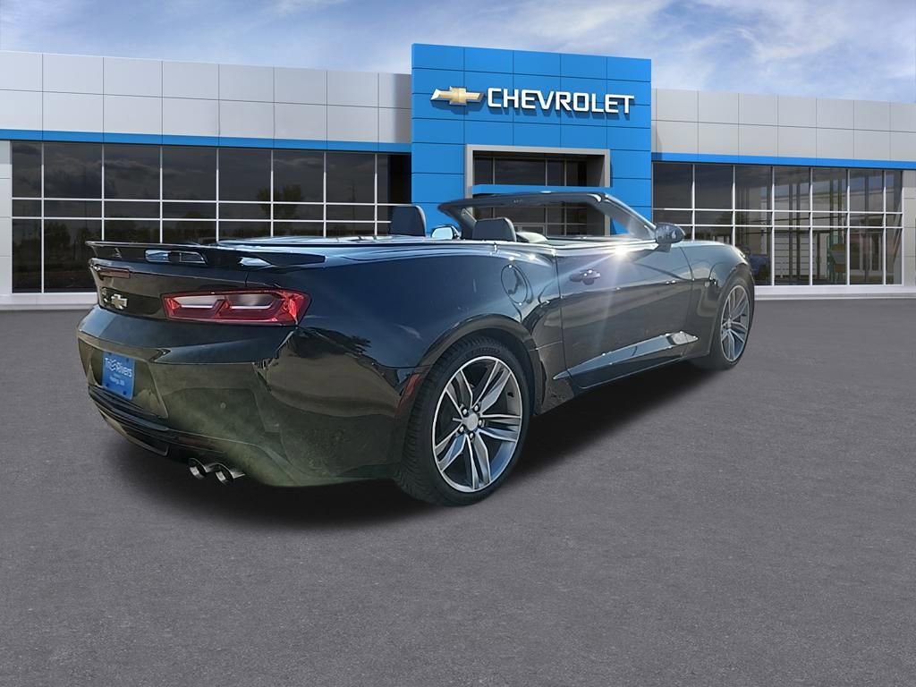 Used 2017 Chevrolet Camaro LT image 5
