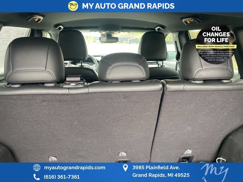 Used 2023 Jeep Compass Limited AWD/4WD image 8