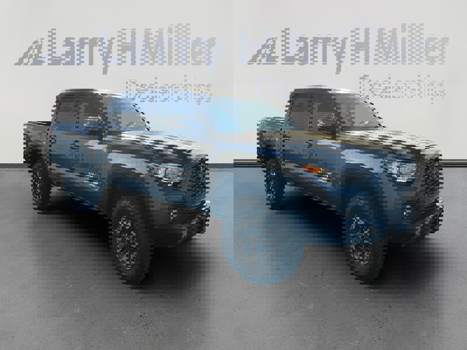 Used 2022 Toyota Tacoma TRD Off-Road w/ Technology Package image 8