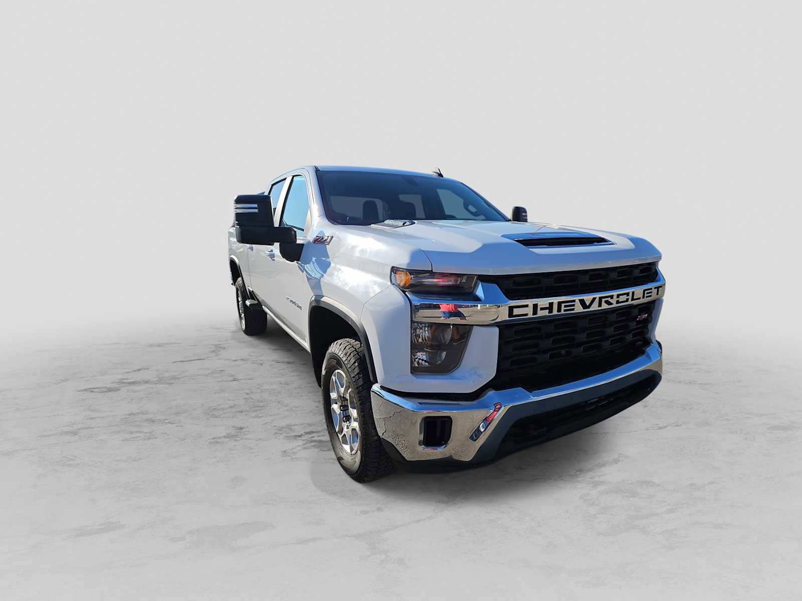 Used 2021 Chevrolet Silverado 2500 LT w/ Z71 Off-Road Package image 2