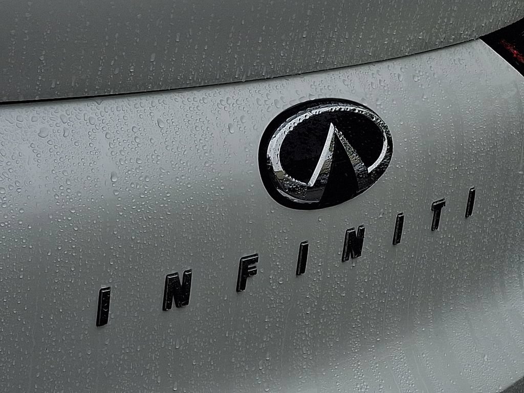 Used 2023 INFINITI QX55 Luxe w/ Accent Package AWD/4WD image 30