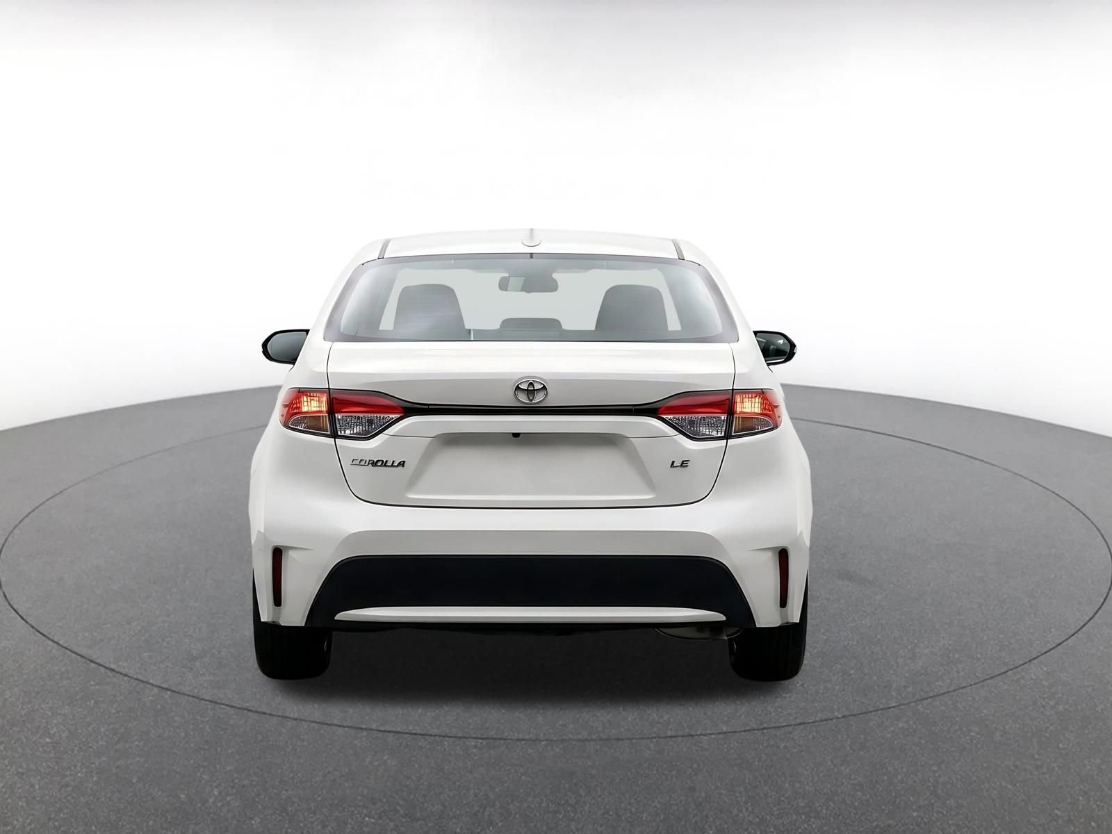 Used 2025 Toyota Corolla LE FWD image 7