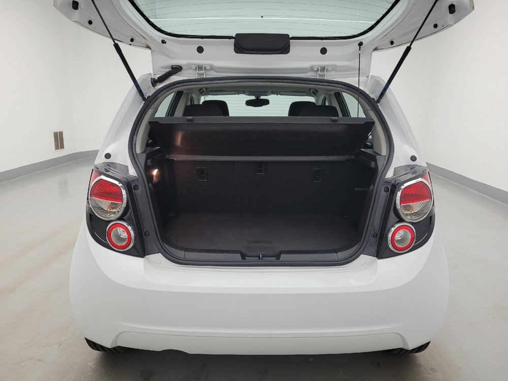 Used 2016 Chevrolet Sonic LT FWD image 29