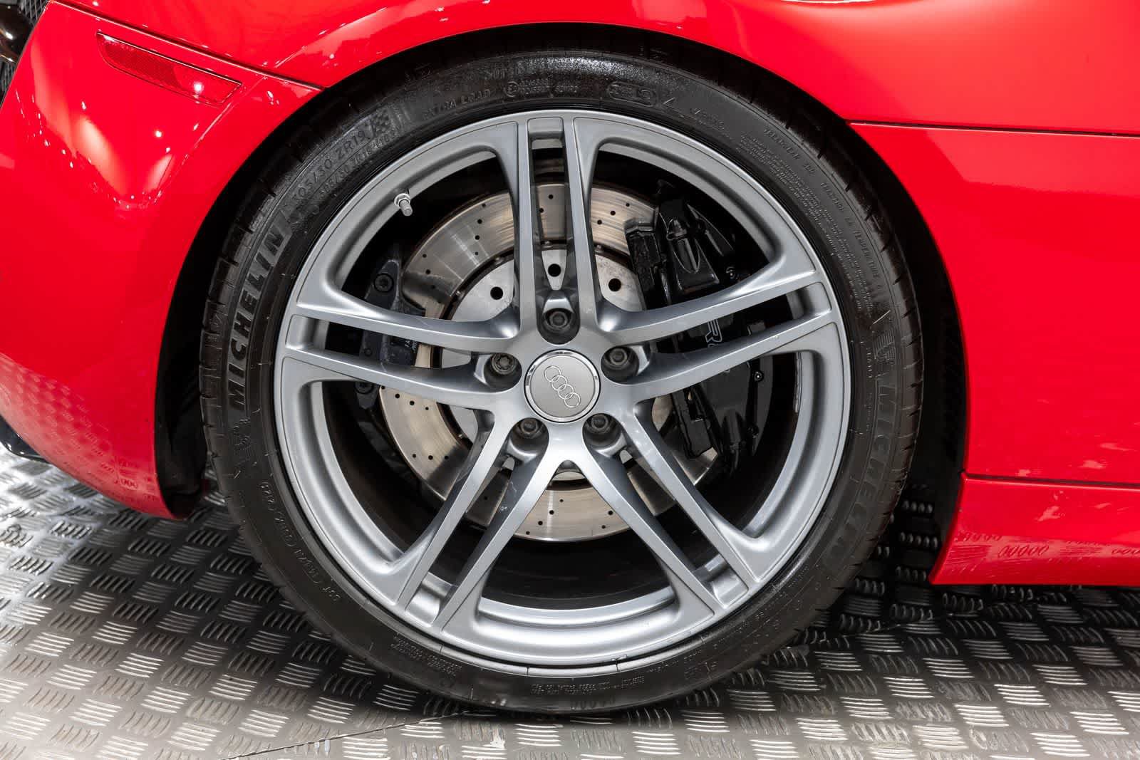 Used 2011 Audi R8 V10 AWD/4WD image 47