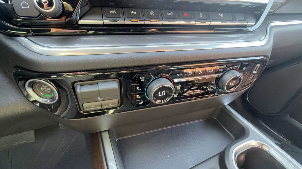 New 2026 Chevrolet Silverado 1500 High Country image 26