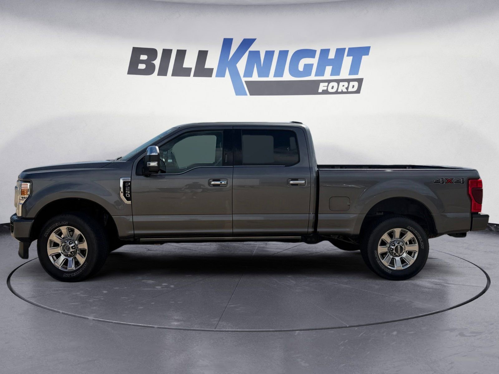 Used 2021 Ford F250 Platinum AWD/4WD image 2