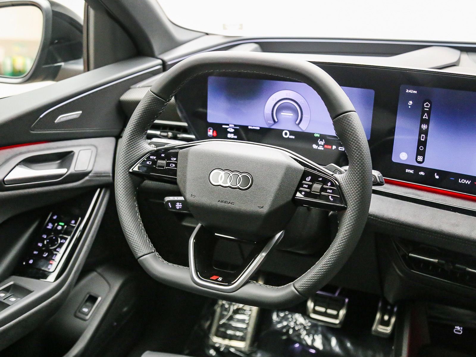 New 2027 Audi SQ6 e-tron Premium Plus AWD/4WD image 17