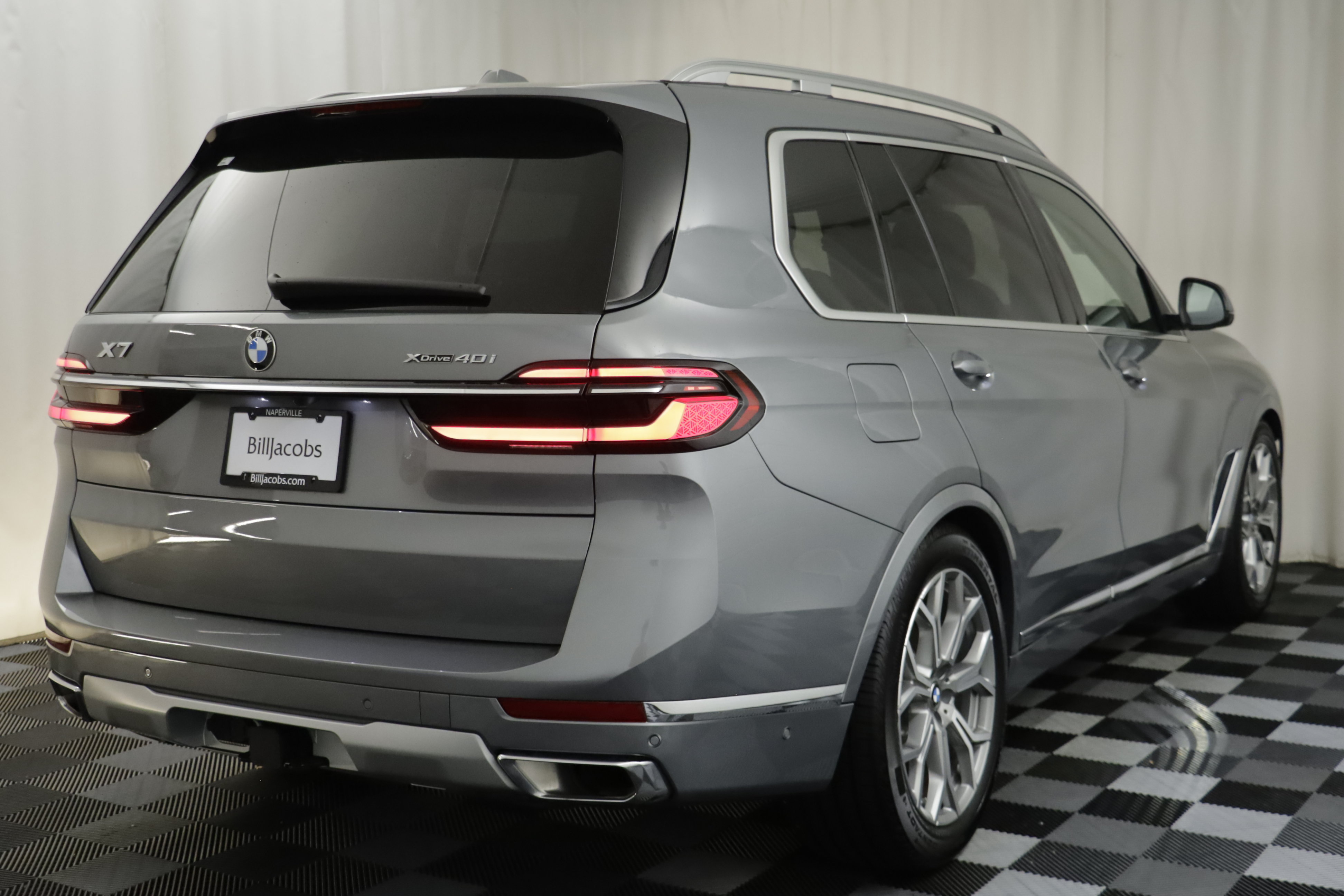 Used 2026 BMW X7 xDrive40i w/ Executive Package AWD/4WD image 18