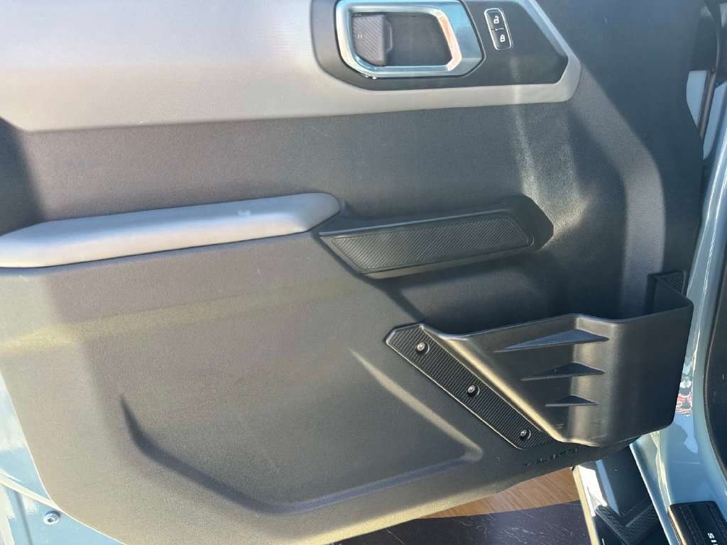 Used 2022 Ford Bronco 4-Door AWD/4WD image 17
