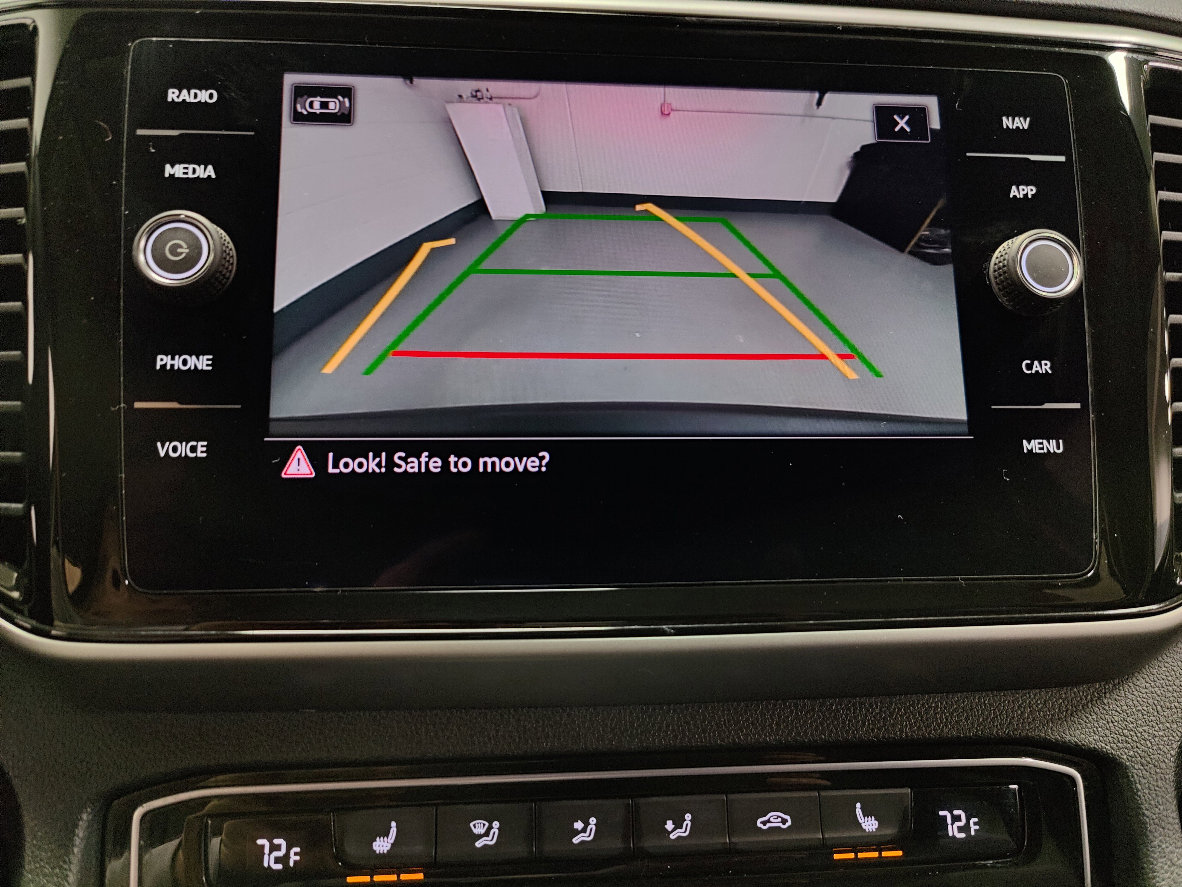 Certified 2022 Volkswagen Atlas SEL image 28