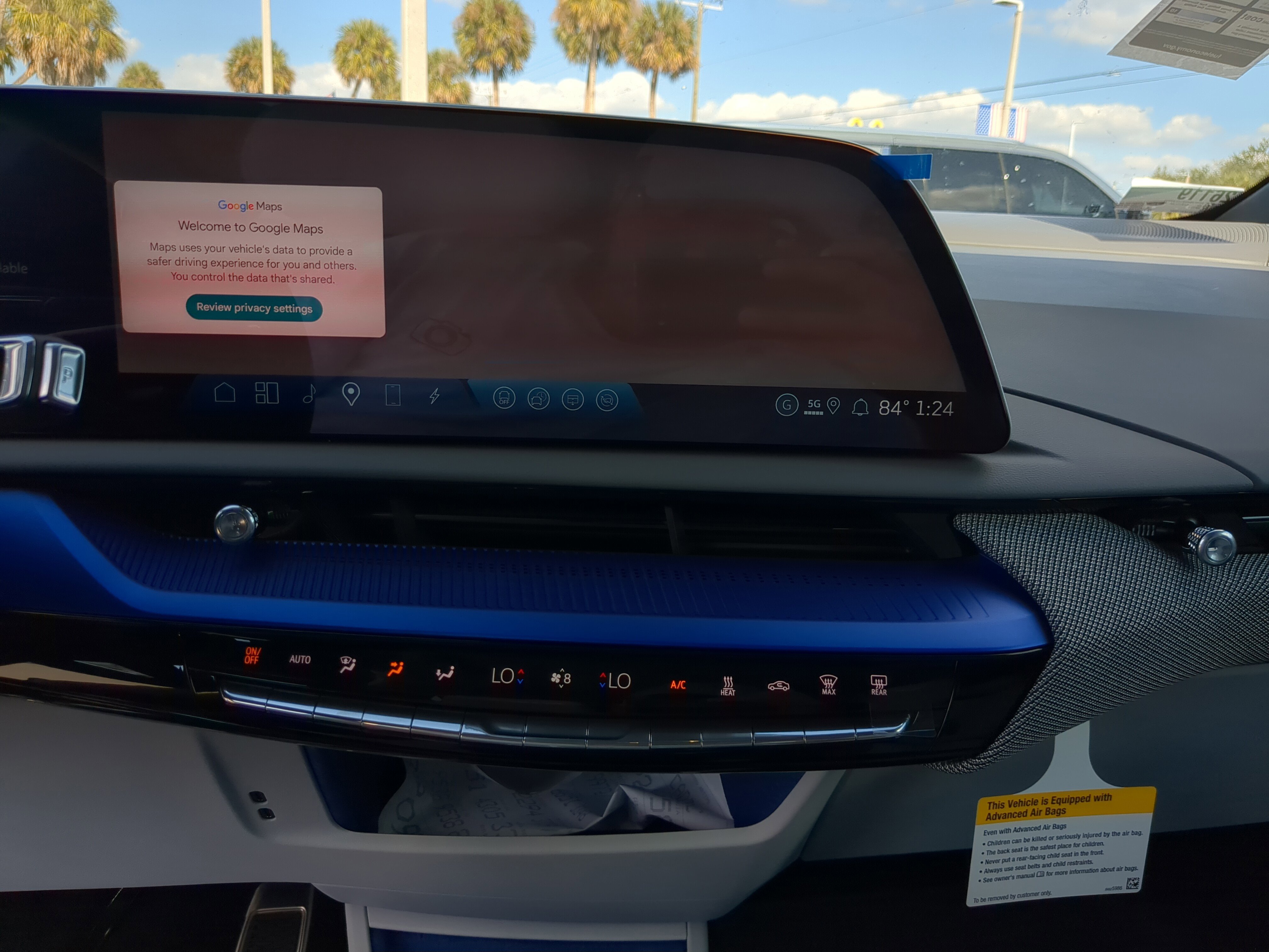 New 2026 Cadillac Optiq Luxury 1 image 21