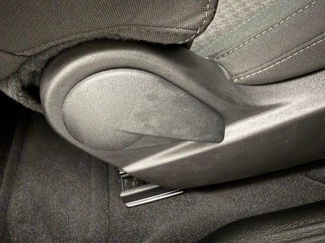 Used 2023 Dodge Challenger SXT w/ Blacktop Package image 32