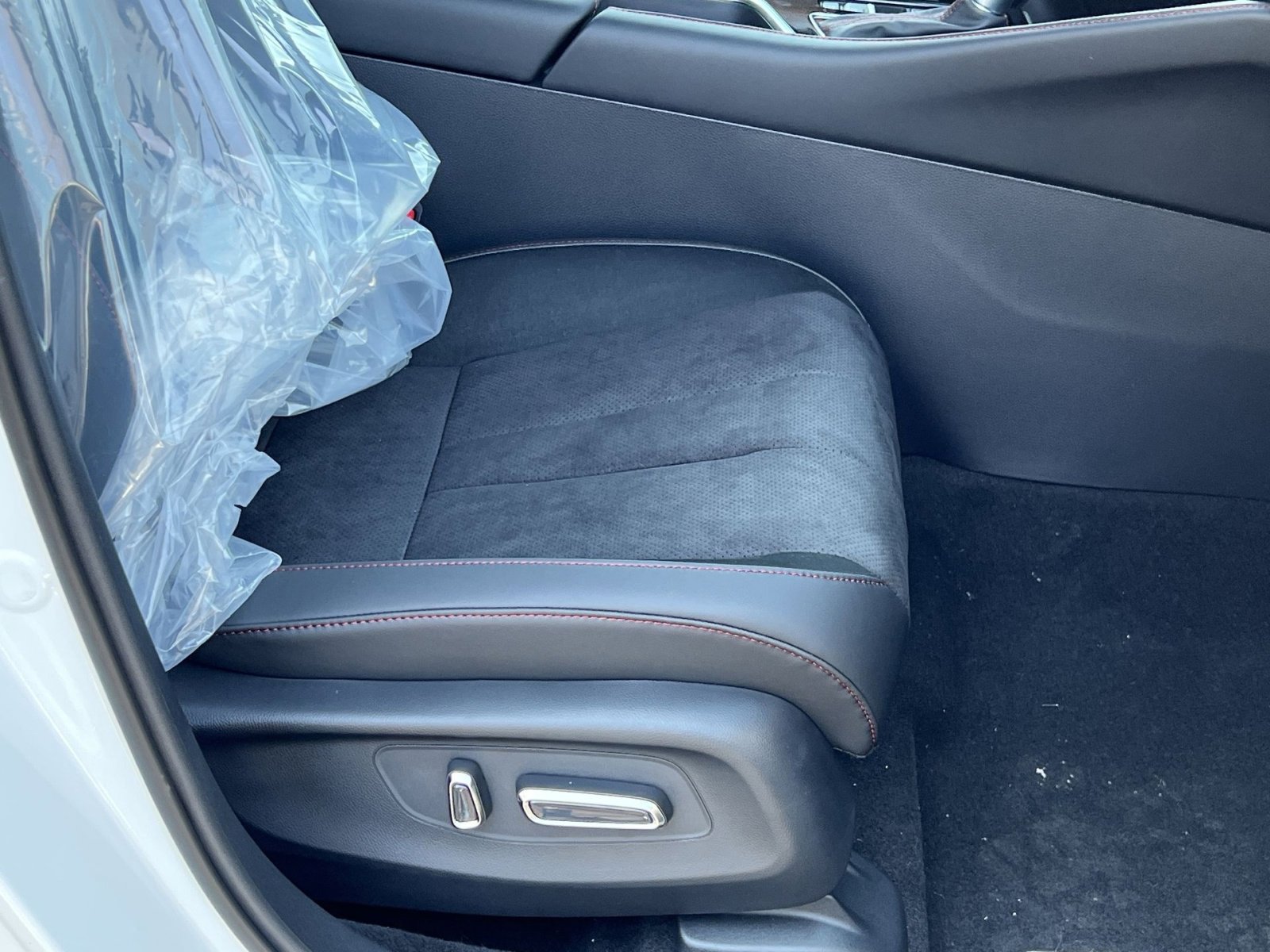 New 2026 Acura ADX A-Spec image 27