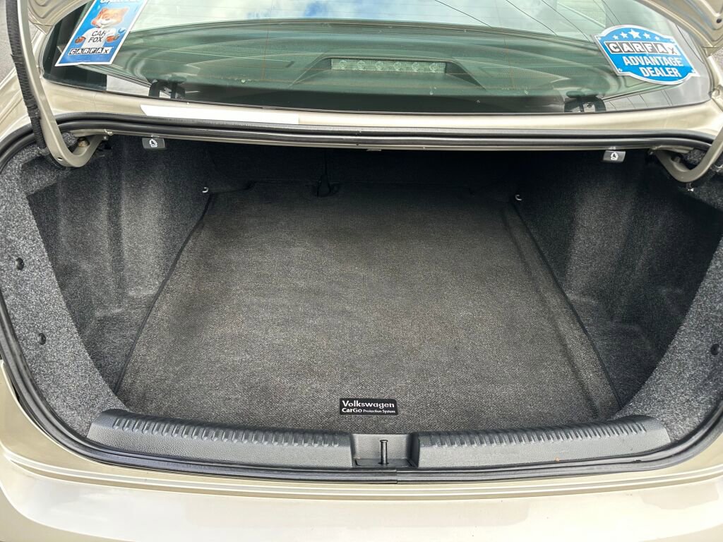 Used 2015 Volkswagen Jetta SE FWD image 11