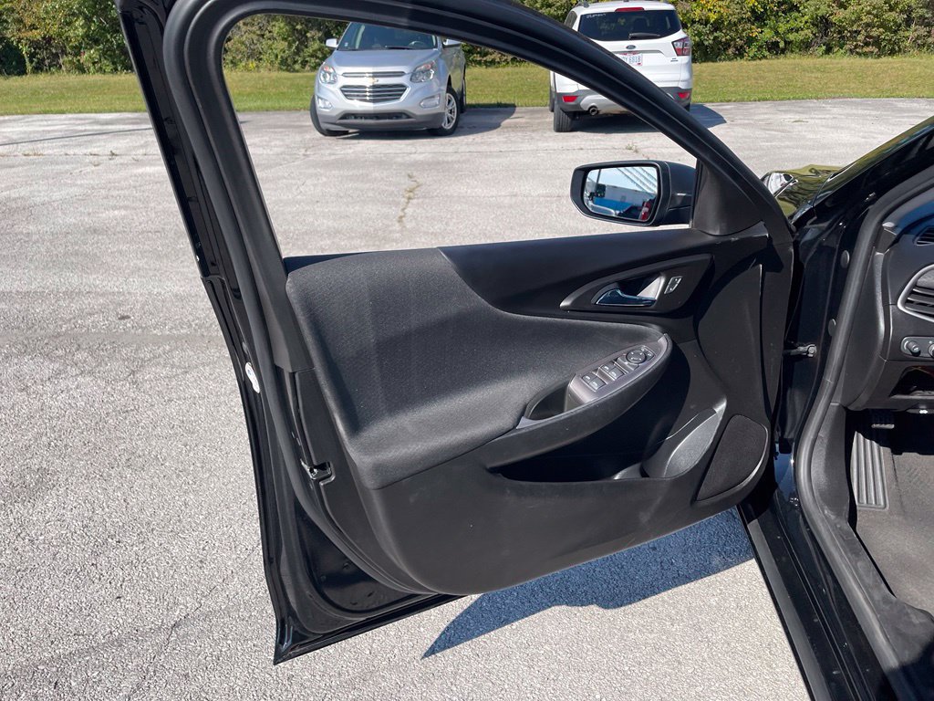 Used 2021 Chevrolet Malibu LS FWD image 14