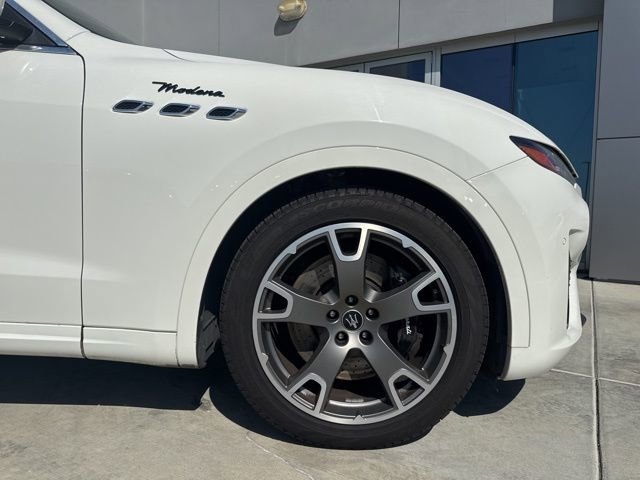 Certified 2022 Maserati Levante Modena image 10