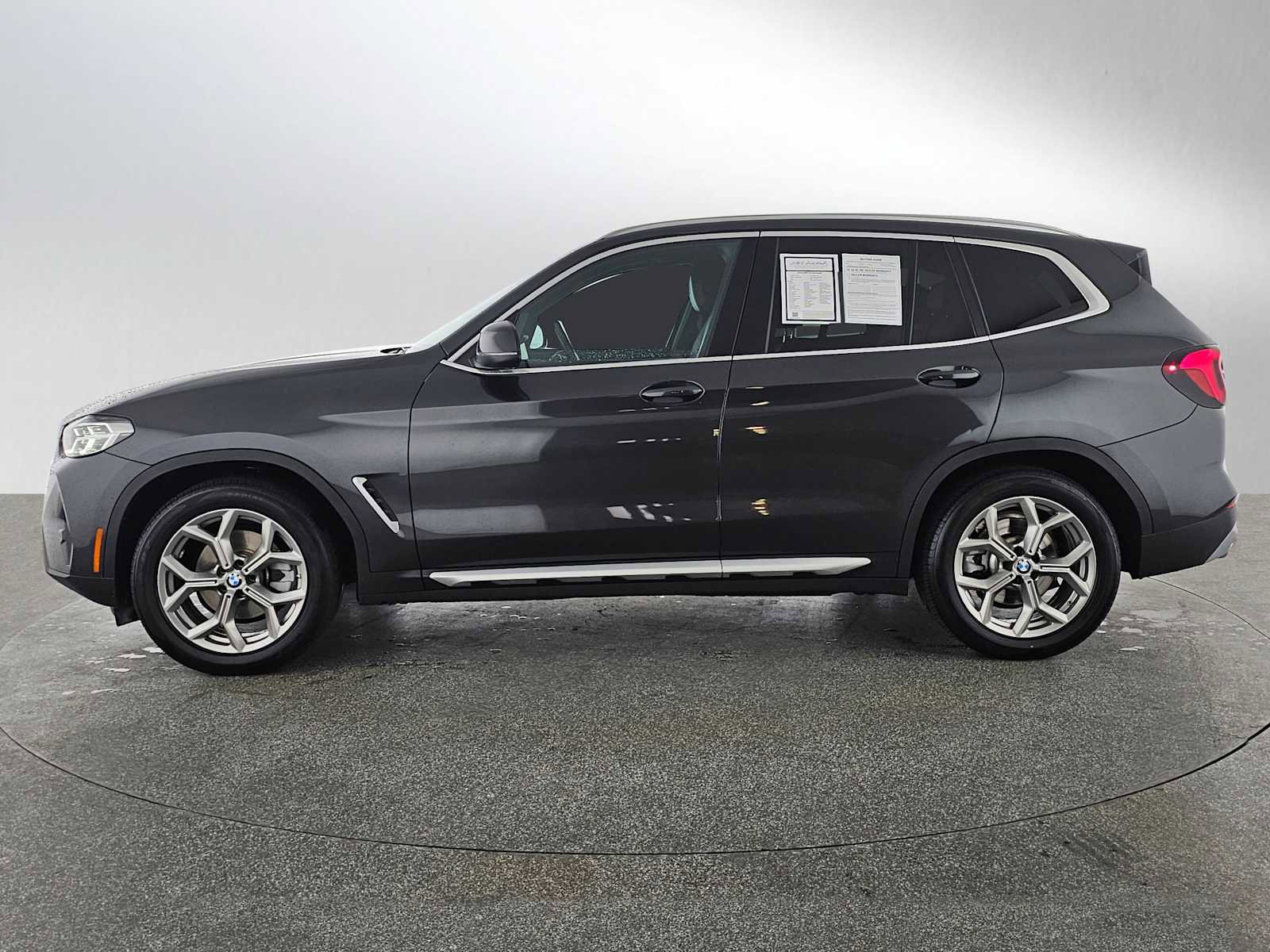 Used 2024 BMW X3 sDrive30i image 6