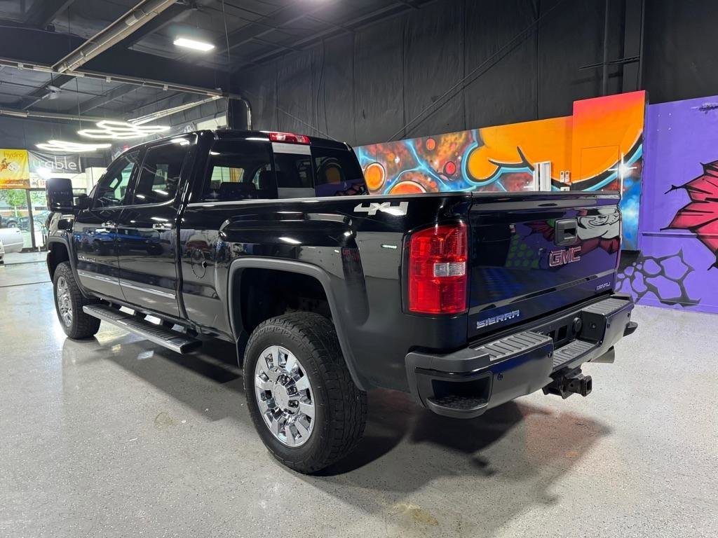 Used 2016 GMC Sierra 2500 Denali w/ Duramax Plus Package AWD/4WD image 3