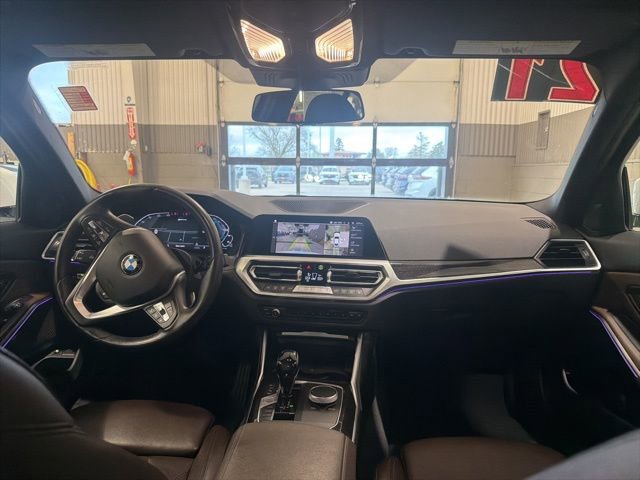 Used 2021 BMW 330e xDrive w/ Executive Package AWD/4WD image 12