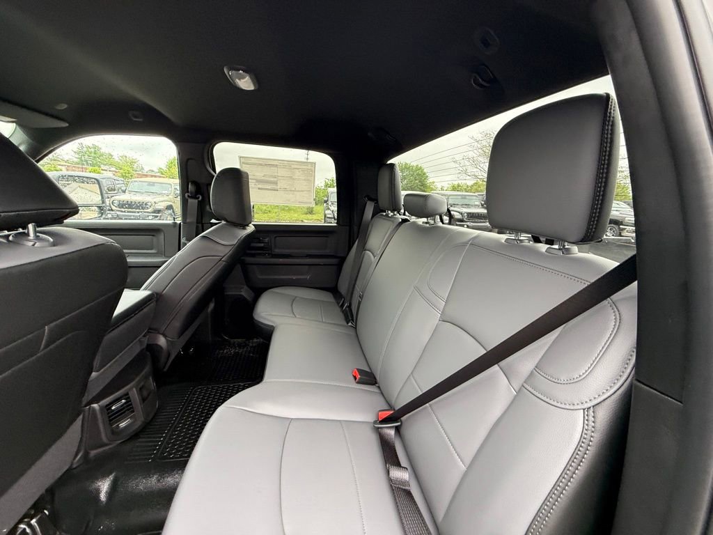 New 2026 RAM 3500 Tradesman AWD/4WD image 24