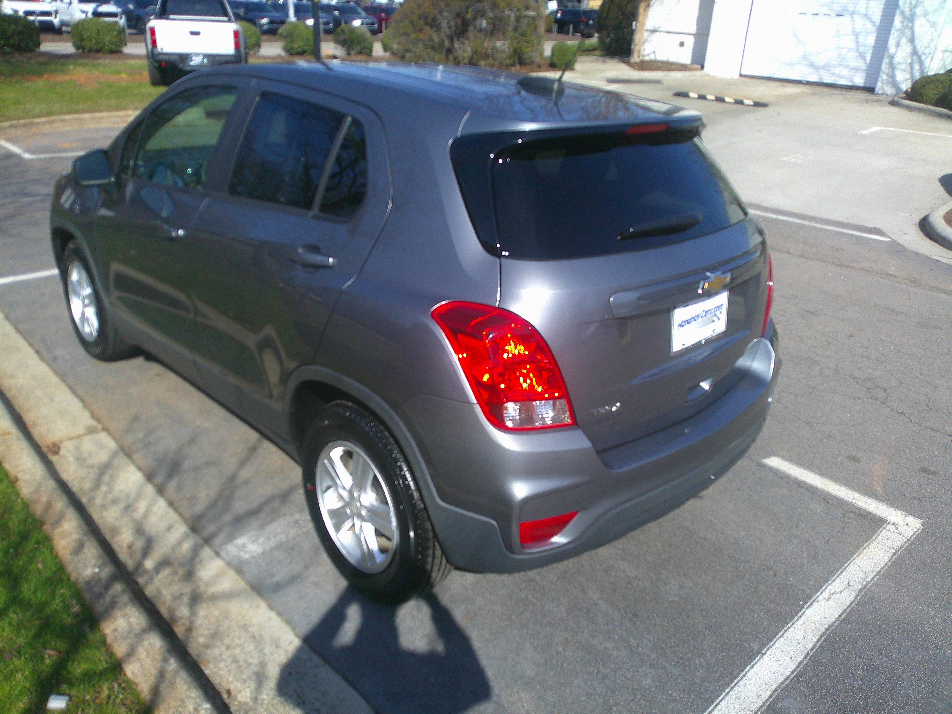 Used 2020 Chevrolet Trax LS w/ Tint and Cruise Package image 12