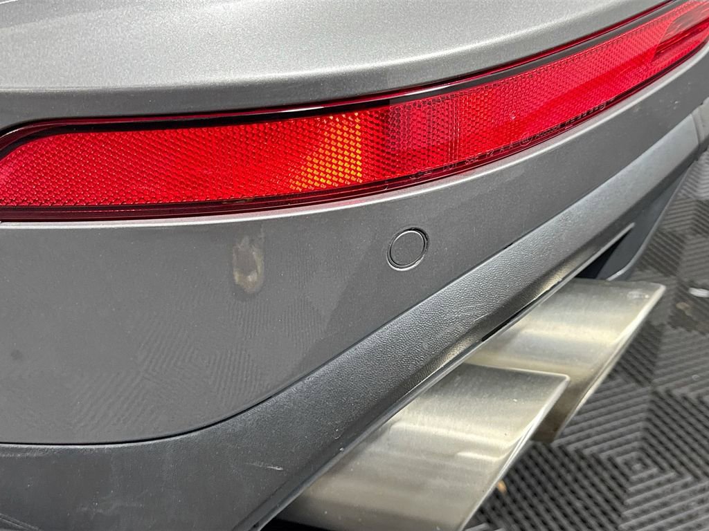 Used 2016 Porsche Cayenne S image 22