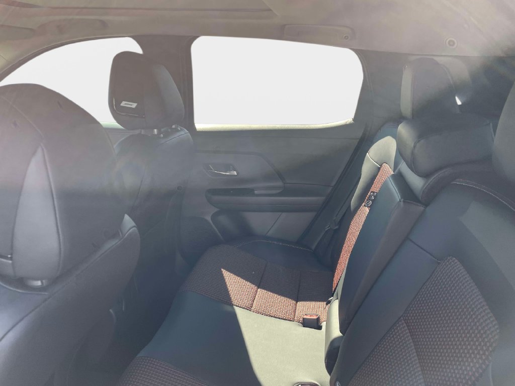 New 2027 Nissan Kicks SR w/ SR Premium Package AWD/4WD image 16