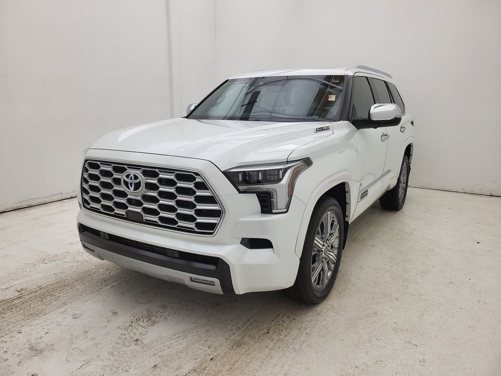 Used 2024 Toyota Sequoia Capstone image 32
