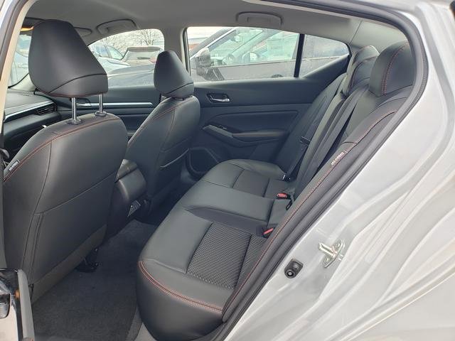New 2025 Nissan Altima 2.5 SR image 12