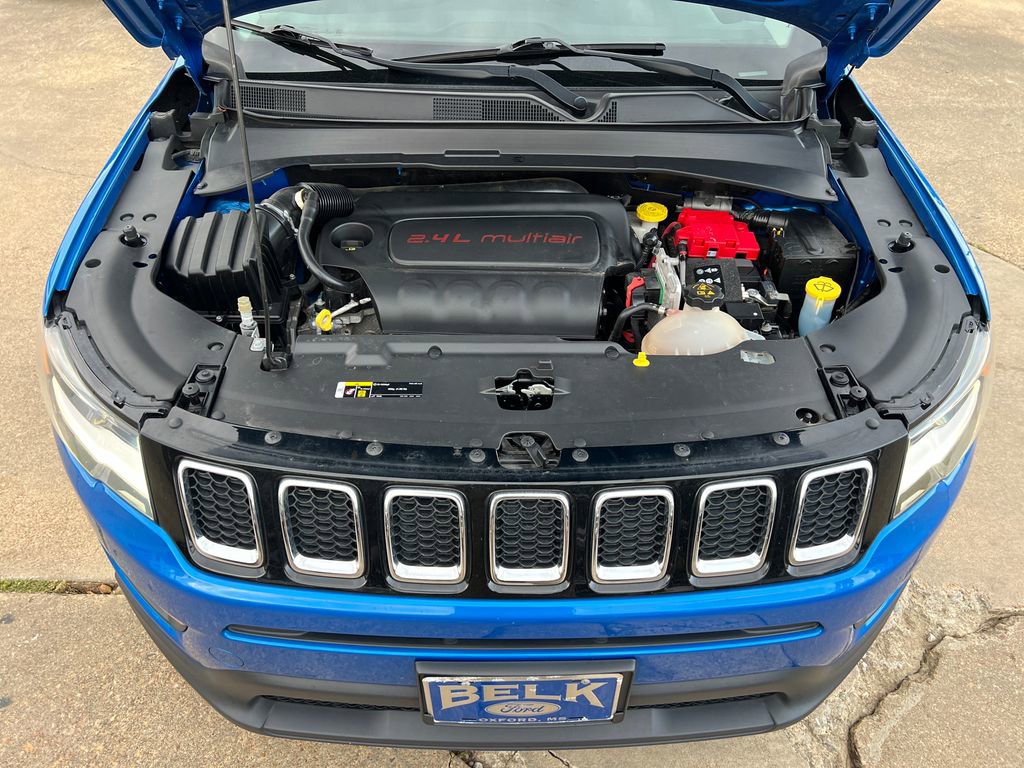 Used 2020 Jeep Compass Latitude w/ Popular Equipment Group image 18