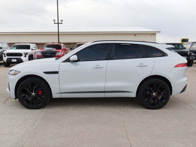 Used 2017 Jaguar F-PACE S image 3