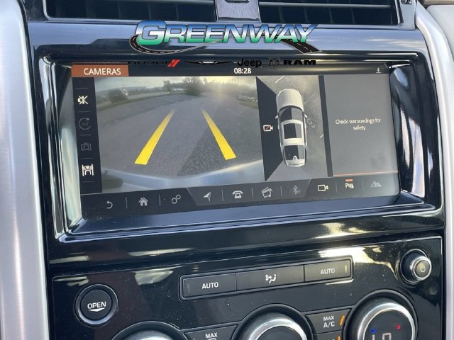 Used 2018 Land Rover Discovery HSE AWD/4WD image 24