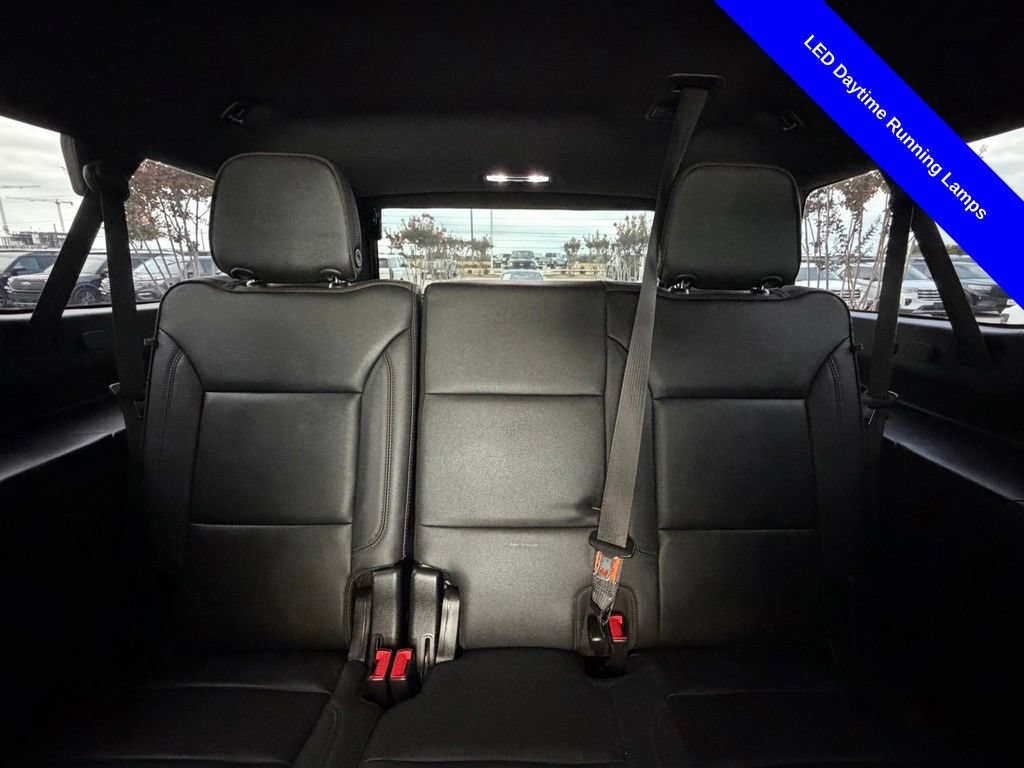 Used 2022 Chevrolet Suburban High Country AWD/4WD image 25